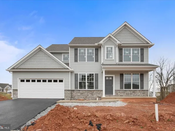 95 Callie Dr, York, PA 17404