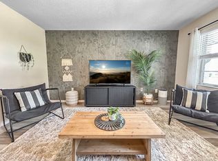 2549 Arapaho St, Sarasota, FL 34231