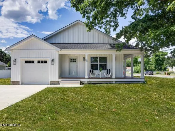 29 E Fourth Street, Howell, NJ 07731