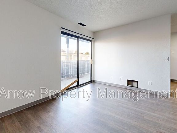4th image of 201 E Arbor Ave #103E