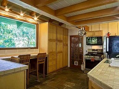 4th image of 3198 Wawae Rd