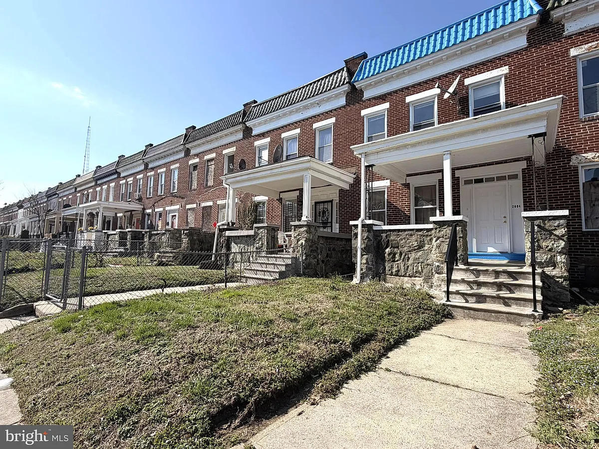Building Photo - 2604 Park Heights Ter #2