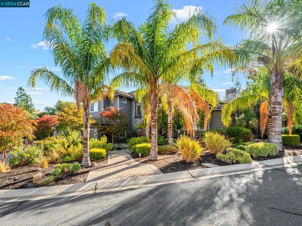 1119 Oakwood Cir, Clayton, CA 94517