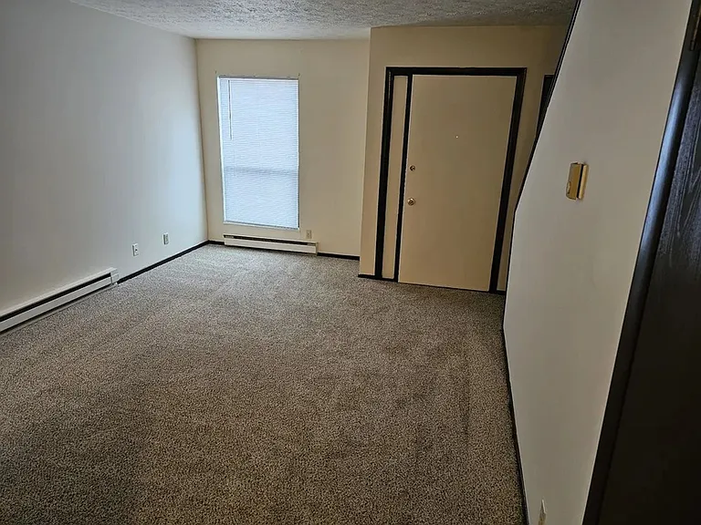 Woodlands Hills Townhomes — Photo 12