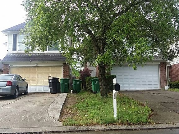 3rd image of 8306 Fuqua Gardens Dr