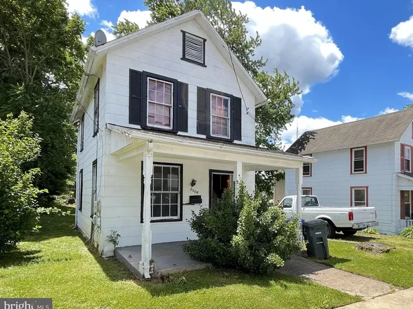 5008 22nd St N, Arlington, VA 22207