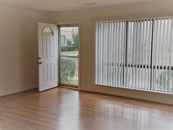 3rd image of 1662 Westwind Way #153