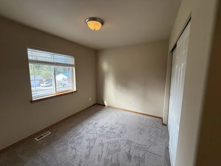 10523 19th Pl W — Photo 10