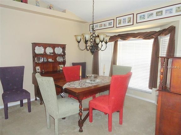 5th image of 278 Broadmoor Ln