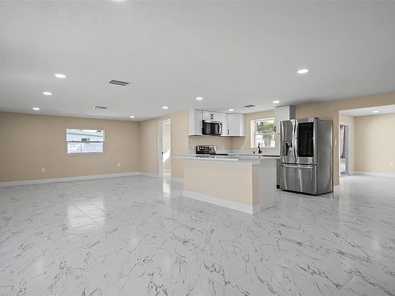 4th image of 6211 CORNELL ROAD