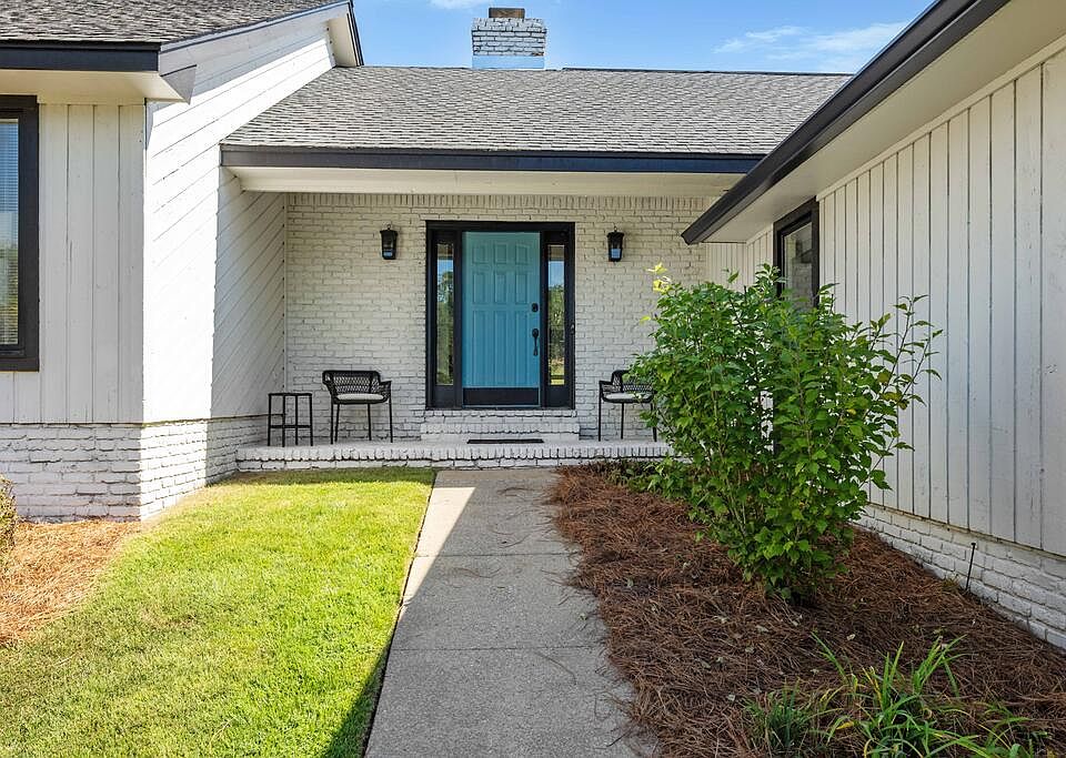 1st image of 9 Bridgecreek Ct