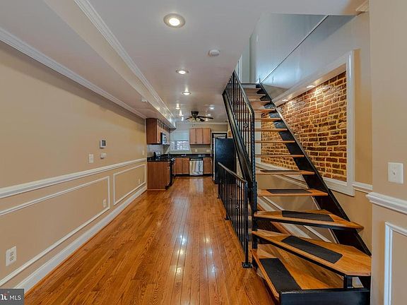 4th image of 2227 E Lamley St