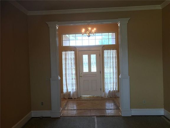 4th image of 2512 SW 125th St
