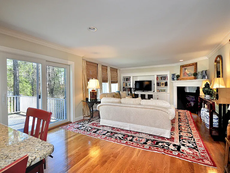 5 Belshyre Ct — Photo 5
