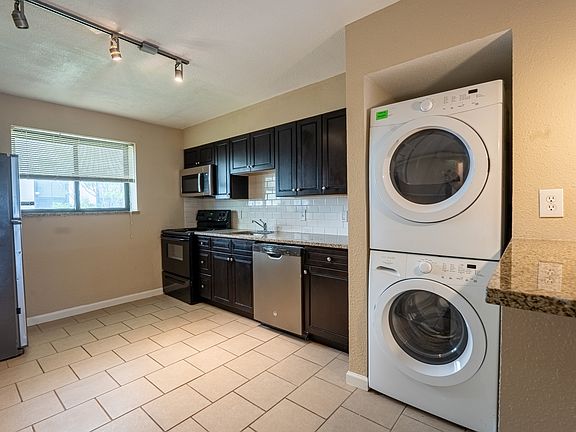 2nd image of 3960 W Pine Blvd #62C