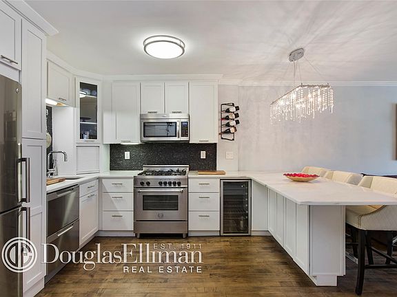 3rd image of 140 7th Ave APT 7H