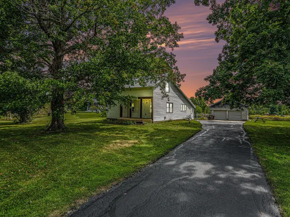 2980 Eighteen Mile Rd NE, Cedar Springs, MI 49319