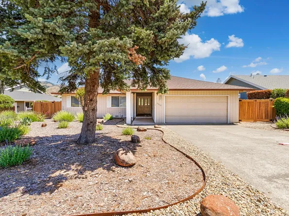 7315 Oakmont Drive, Santa Rosa, CA 95409