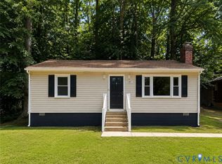 7367 Lakeshore Dr, Quinton, VA 23141