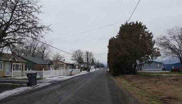 2nd image of 1377 Poplar St