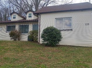 238 S Purdue Ave, Oak Ridge, TN 37830