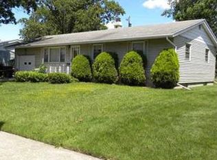 1010 Woodbine Way, South Bend, IN