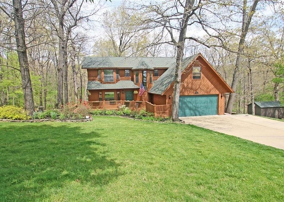 1st image of 11977 Oak Hills Dr