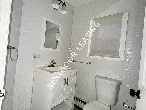 3rd image of 164 Delaware Ave #2LM