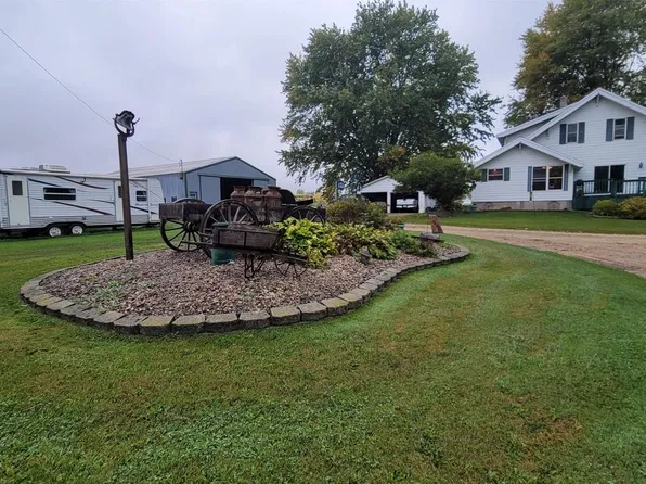 N7639 BEECH Road, Bear Creek, WI 54922