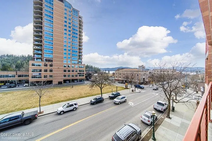 2 bed, 2282 sqft, $3,000 — Photo 4