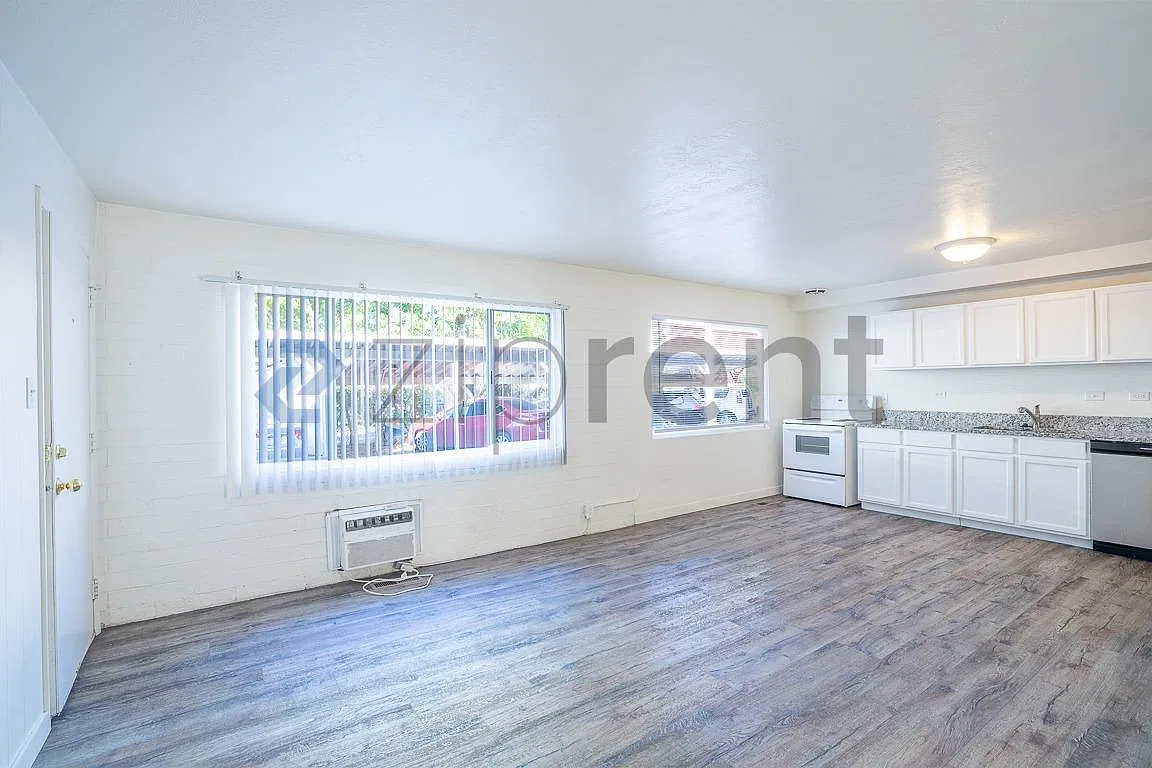 2 bed, 1000 sqft, $1,395 — Photo 4