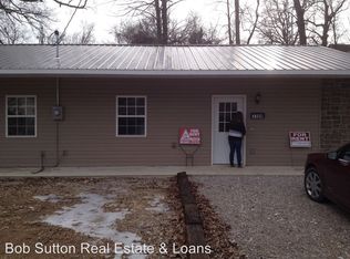 1104 Hickory St, Poplar Bluff, MO 63901