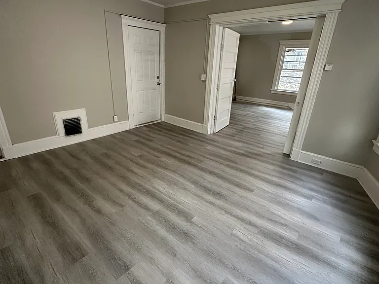 191 Buckingham St #2 — Photo 21