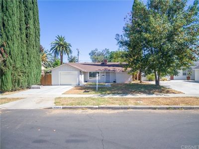 17601 Blythe St, Northridge, CA, 91325