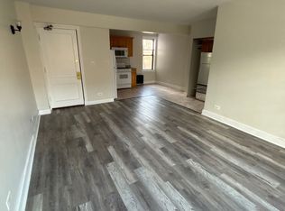 4236 N Broadway St, Chicago, IL 60613