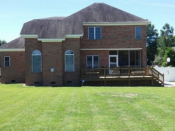 3rd image of 3400 Greystone Dr