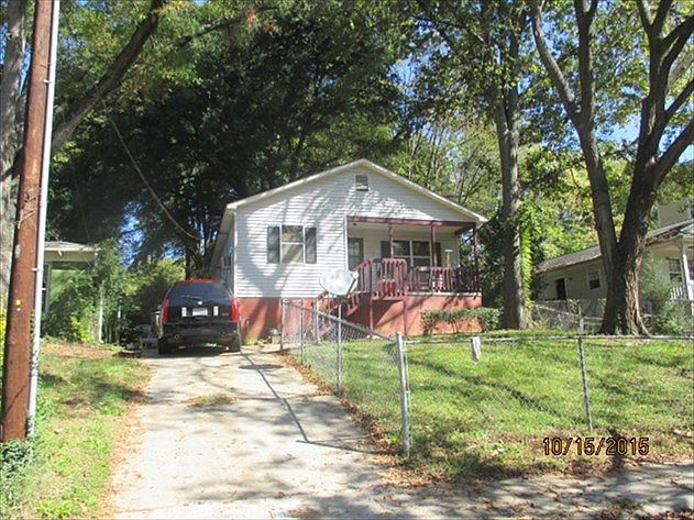 2nd image of 809 E 16th St