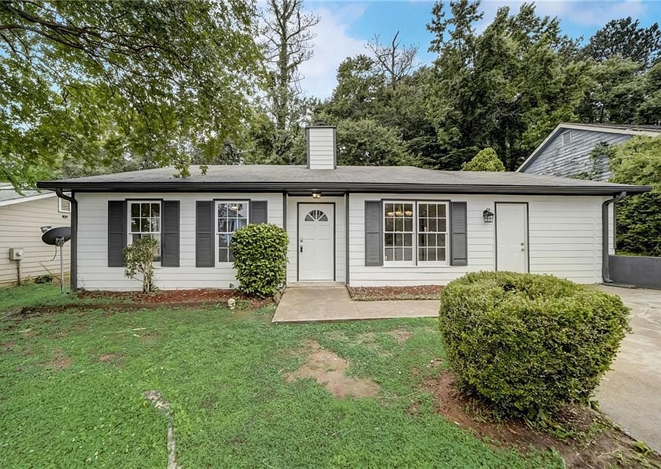 1st image of 5321 Station Cir