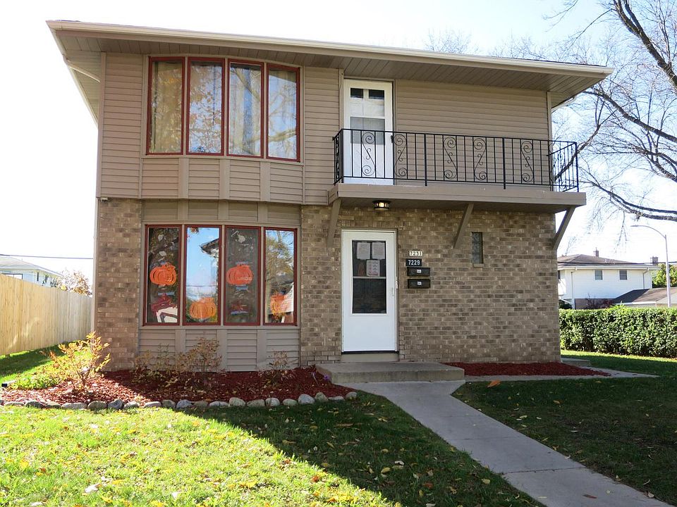 1st image of 7229 West Brentwood AVENUE #7231