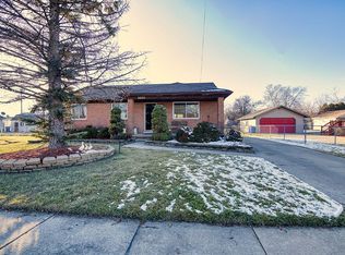 5669 N Gulley Rd, Dearborn Heights, MI 48127