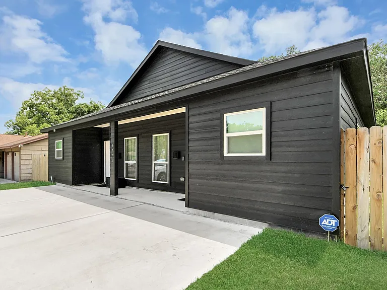 5774 Heron Dr #B — Photo 39