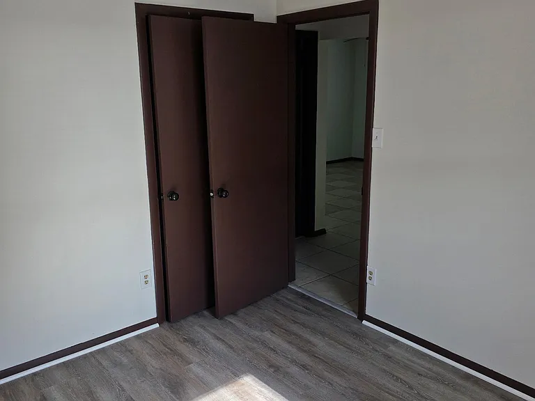 2630 Hyde Ave #B — Photo 12