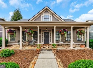 246 Somerset Cir, Woodstock, GA