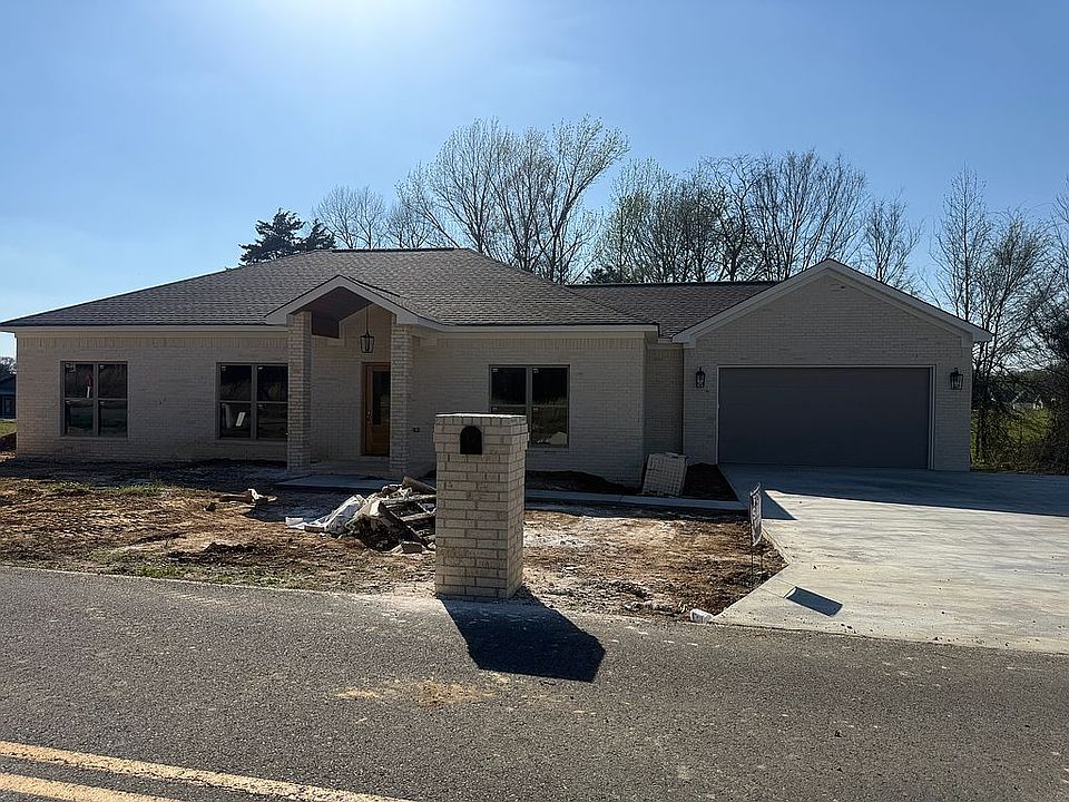 1st image of 155 Arrowhead Rd
