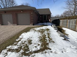 90 Ontario St S #12, Lambton Shores, ON N0M1T0