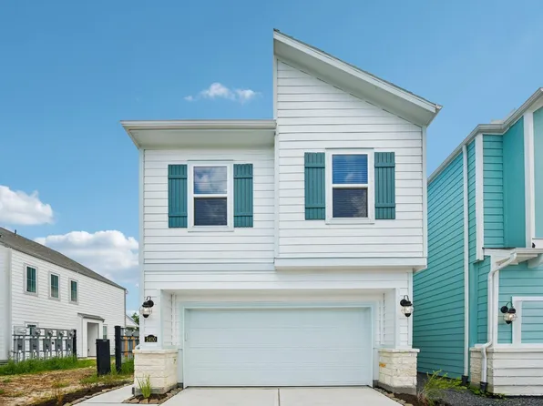 2400 King Mackerel Dr, Kemah, TX 77565