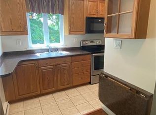 1646 Farmington Ave APT 3, Unionville, CT 06085