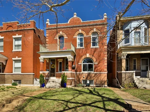 3909 Hartford St, Saint Louis, MO 63116
