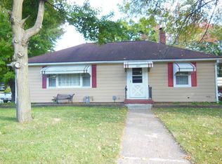 2103 West Ct, Clinton, IA 52732