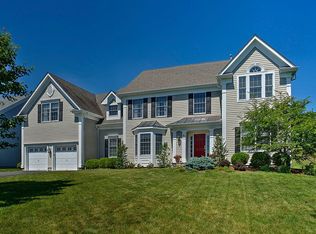 18 Stirling Rd, Bernardsville, NJ 07924